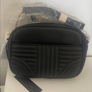 Elegant Black Quilted Shoulder Bag